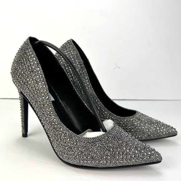 EUC Steve Madden Poet Pewter RHINESTONE Studded Heels Size 6.5 w Box - Picture 10 of 11